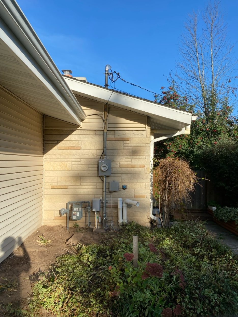 Exterior electrical service upgrade Pewaukee WI