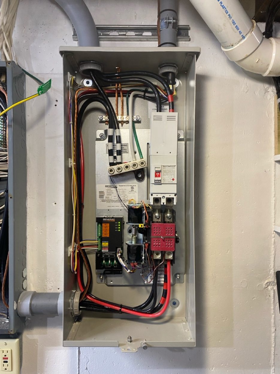 Generac generator transfer switch installation Pewaukee WI