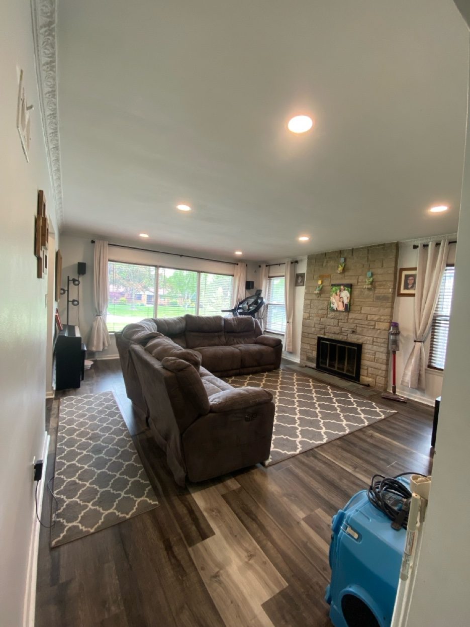 Living room recessed lighting installation Pewaukee WI